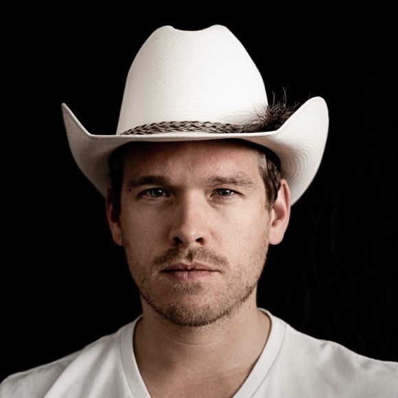 Meet your Posher, Corey - Picture 1 of 1